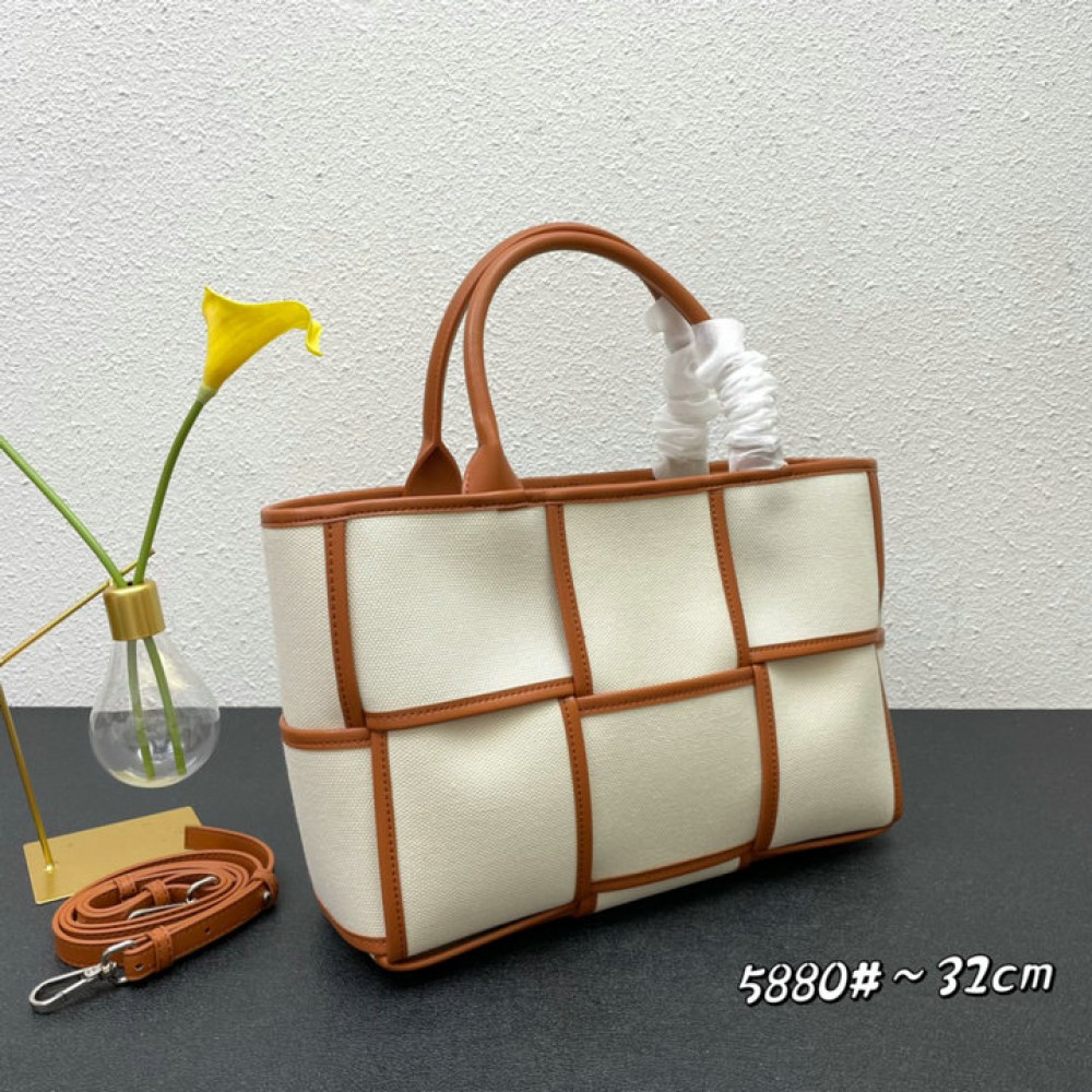 bottega venetta 32cm tote 