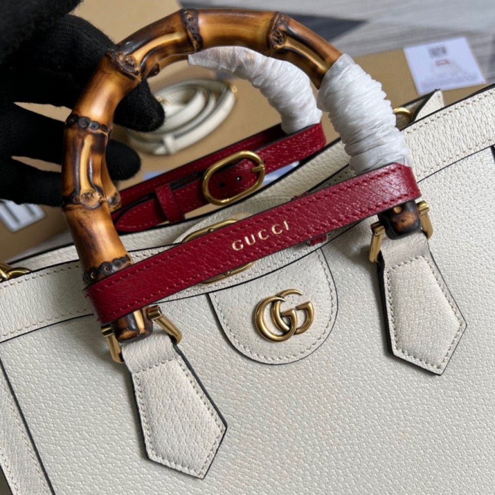 gucci diana 27x21cm white Bags