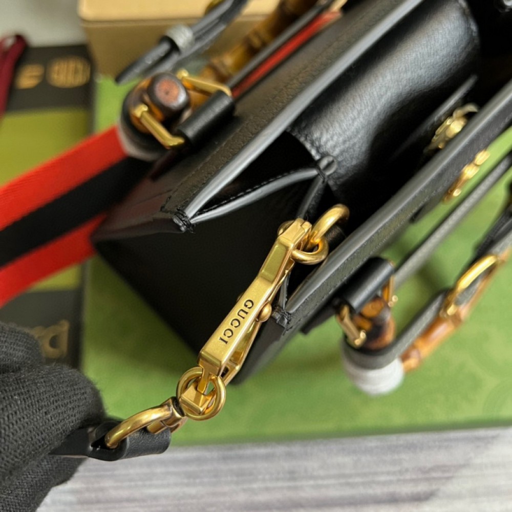 gucci diana 20x16cm black leather Bags