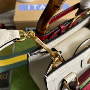 gucci diana 20x16cm white leather Bags