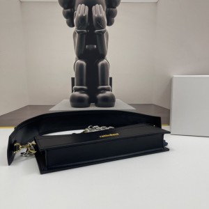 Jacquemus chain 30x10.5cm black Bags