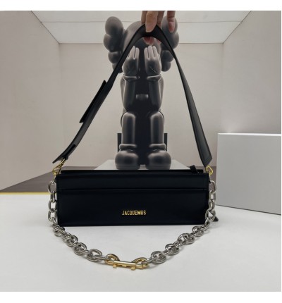 Jacquemus chain 30x10.5cm black