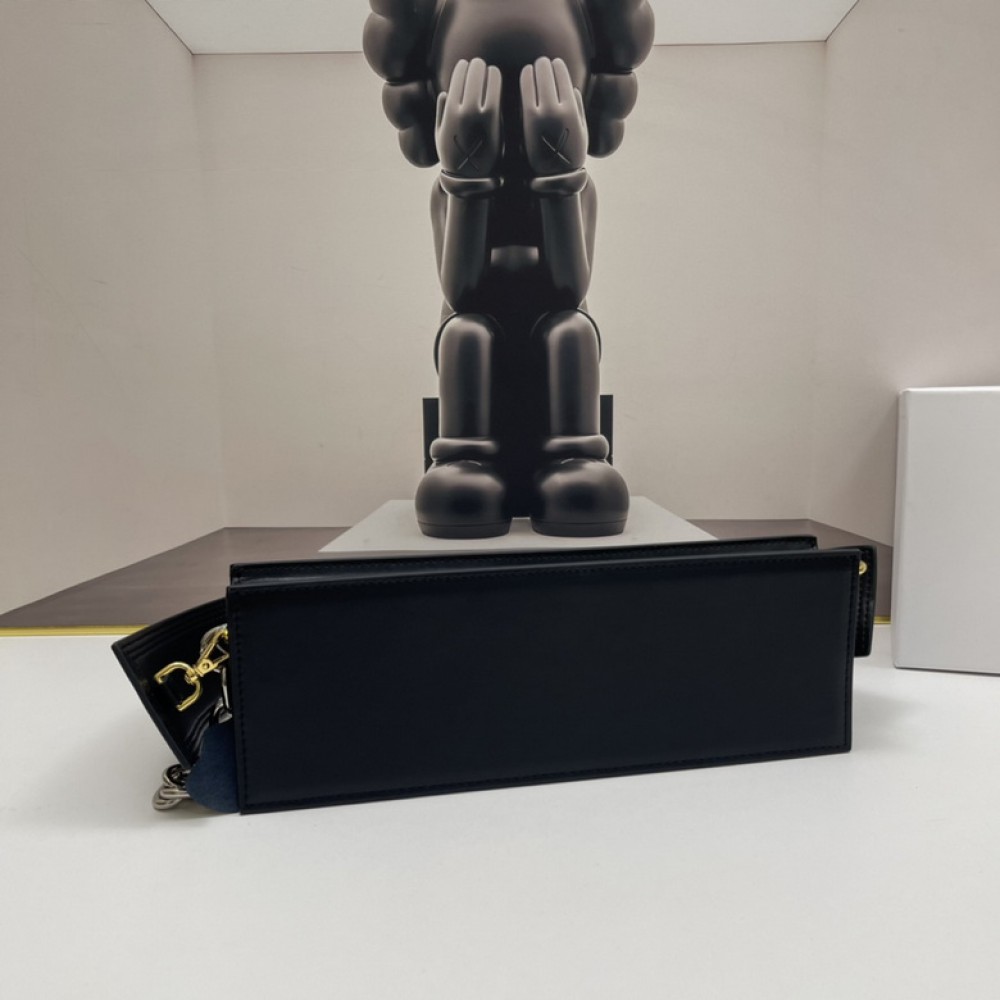 Jacquemus chain 30x10.5cm black Bags