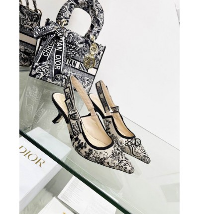 Dior high cut heels 3cm