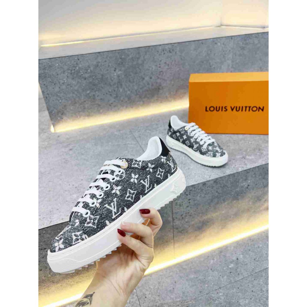 Lv sneakers 36-42 Shoes