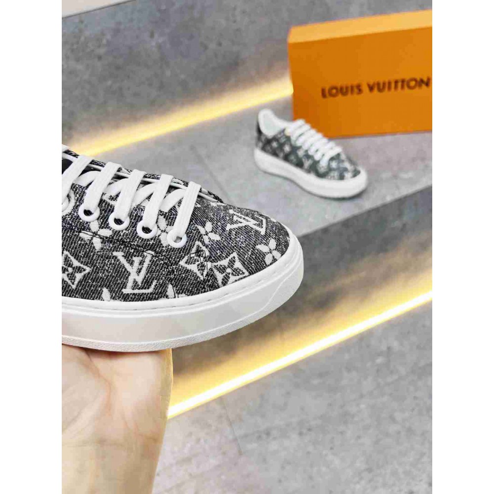 Lv sneakers 36-42 Shoes