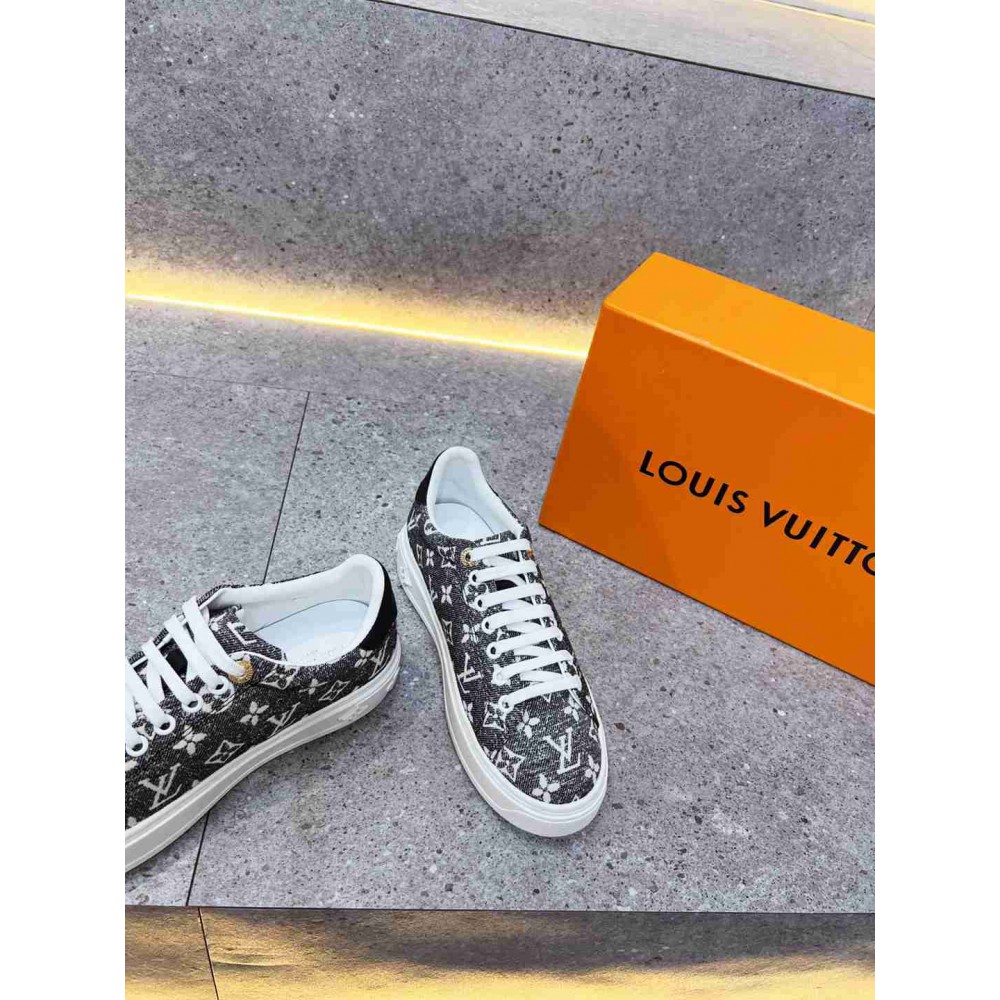 Lv sneakers 36-42 Shoes
