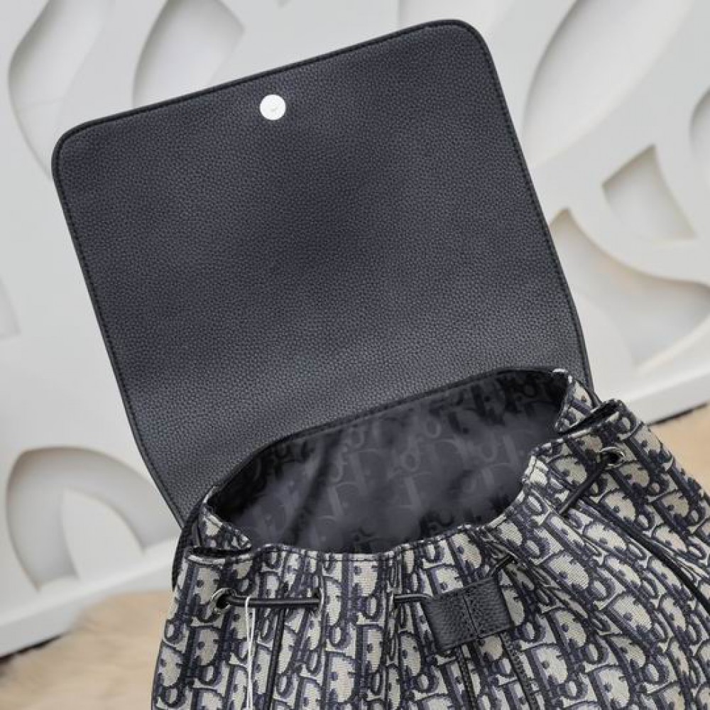 Dior backpack 42x32cm Bags