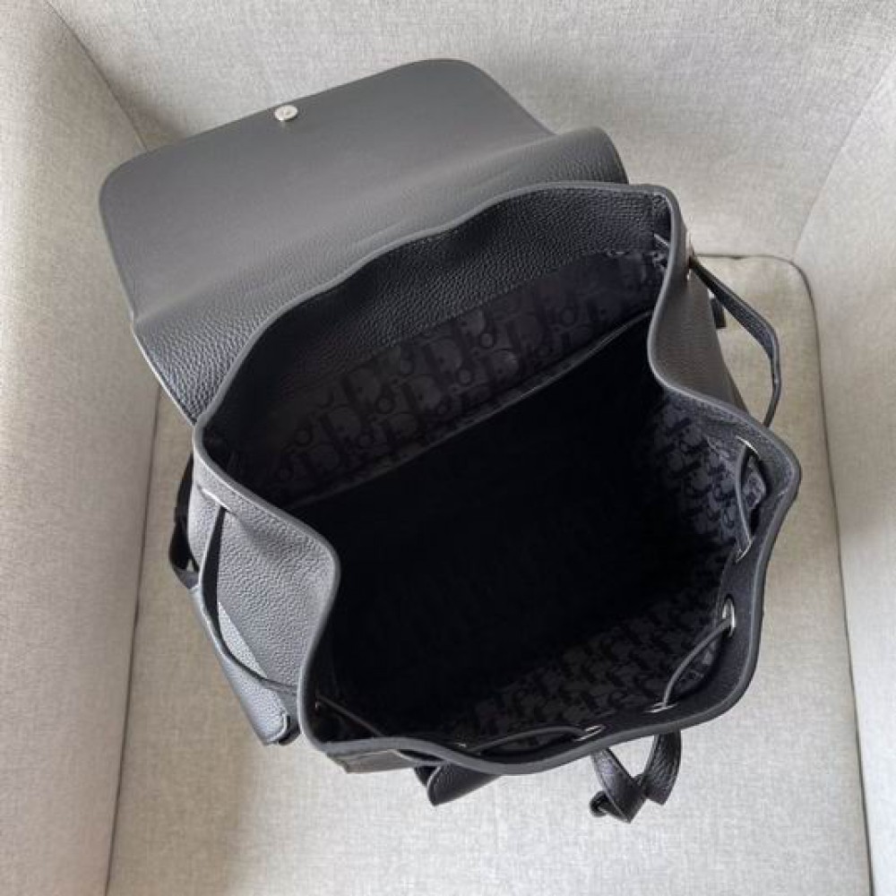 Dior backpack 42x30cm Bags