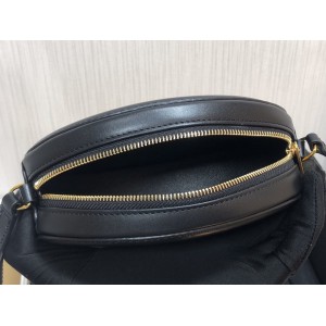 Celine triomphe 16x12.5cm 