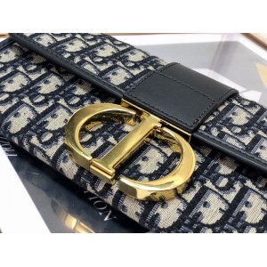 Dior montaigne 27cm Bags