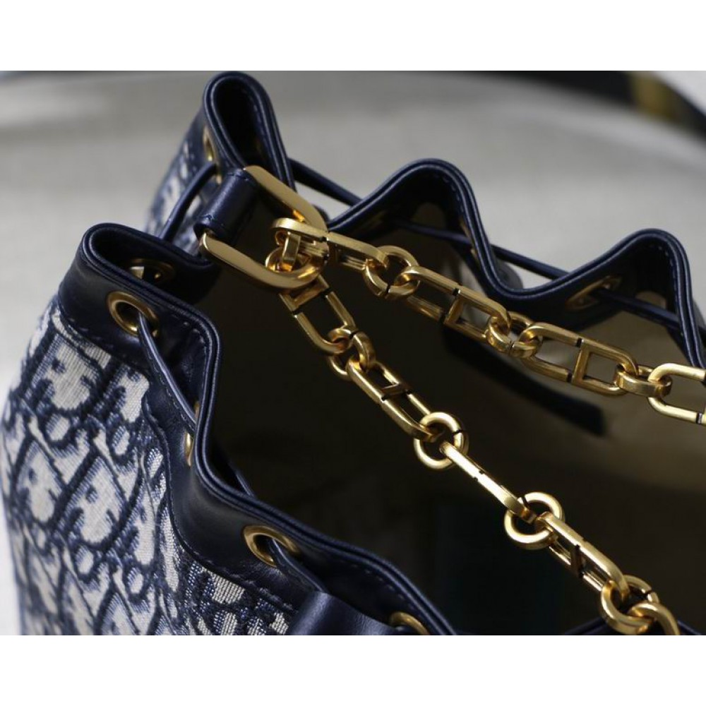 Dior bucket 22x25.5x13cm Bags