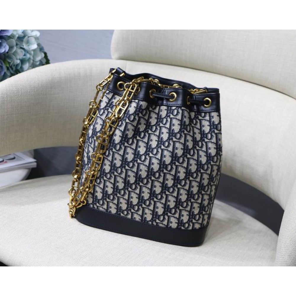 Dior bucket 22x25.5x13cm Bags