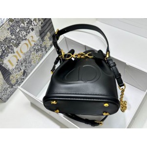 Dior bucket 17x17x8cm Bags