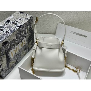 Dior bucket 17x17x8cm Bags