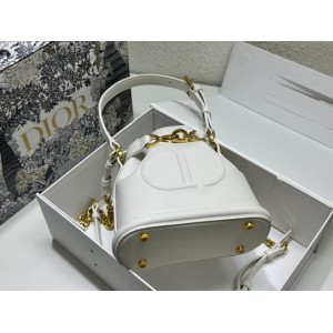 Dior bucket 17x17x8cm Bags