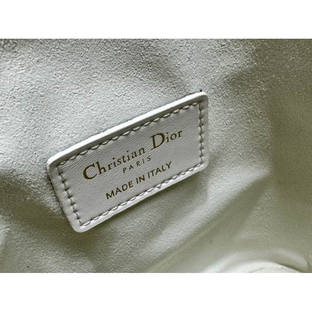 Dior bucket 17x17x8cm Bags