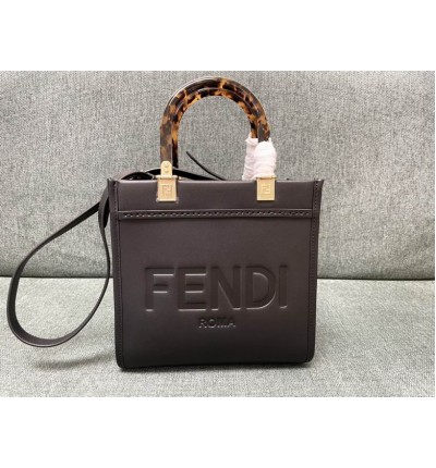 Fendi tote 22.5x22.5x12cm