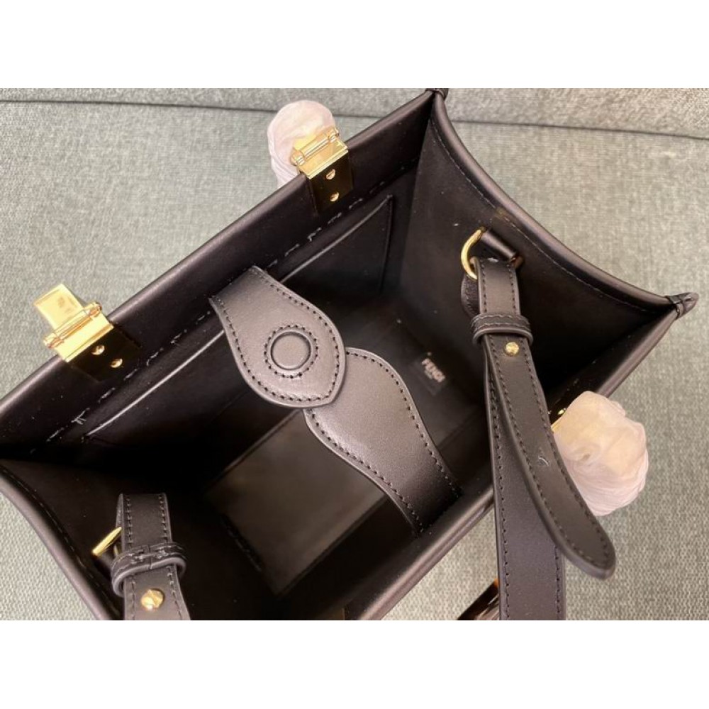 Fendi tote 22.5x22.5x12cm Bags
