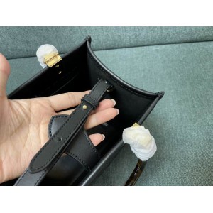 Fendi tote 22.5x22.5x12cm Bags