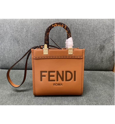 Fendi tote 22.5x22.5x12cm