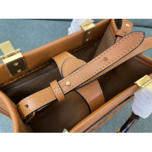 Fendi tote 22.5x22.5x12cm Bags