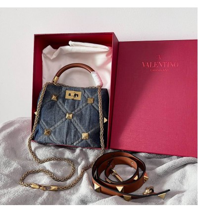 Valentino bucket bag 21x17cm