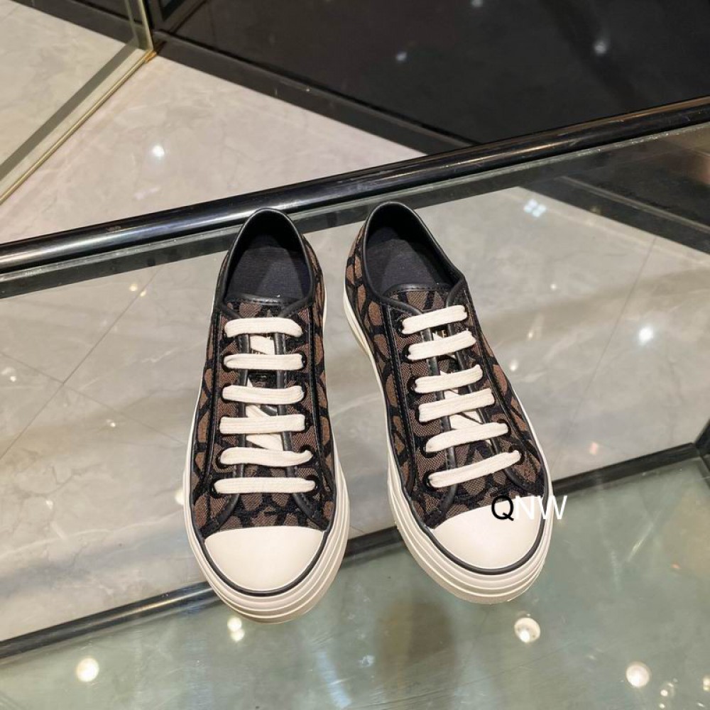 Valentino sneakers 35-46 Shoes