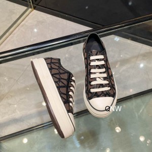 Valentino sneakers 35-46 Shoes