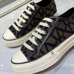 Valentino sneakers 35-46 Shoes