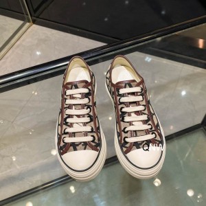 Valentino sneakers 35-46 Shoes