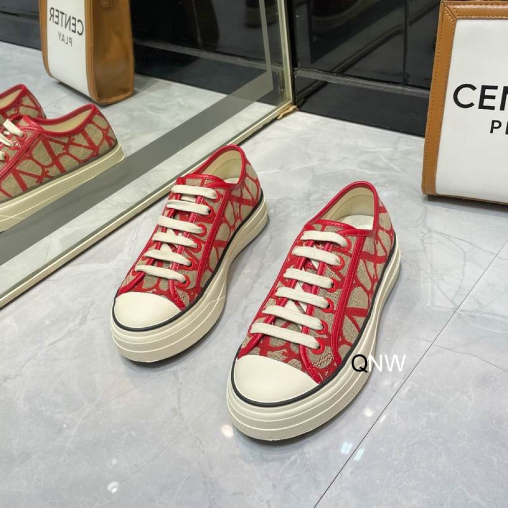 Valentino sneakers 35-46 Shoes