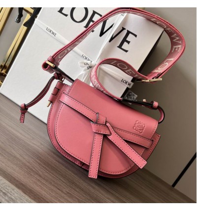 Loewe bag 21x12.5x9.5cm