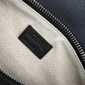 Loewe bag 24x16x10.5cm Bags