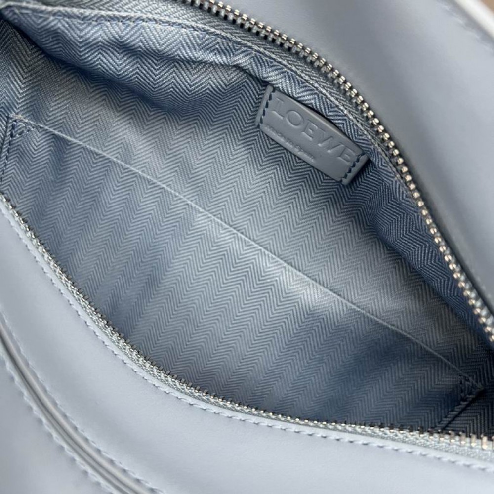 Loewe bag 24x16x10.5cm Bags