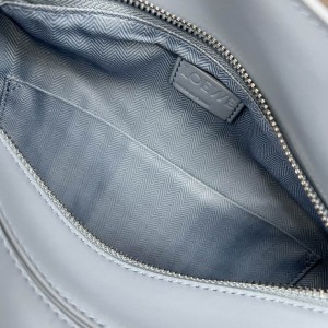 Loewe bag 24x16x10.5cm Bags