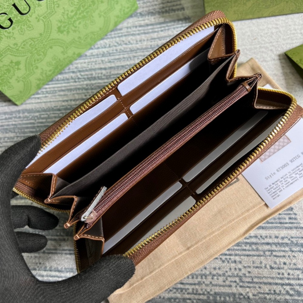 Gucci wallet 19.5x11.5cm Accesories