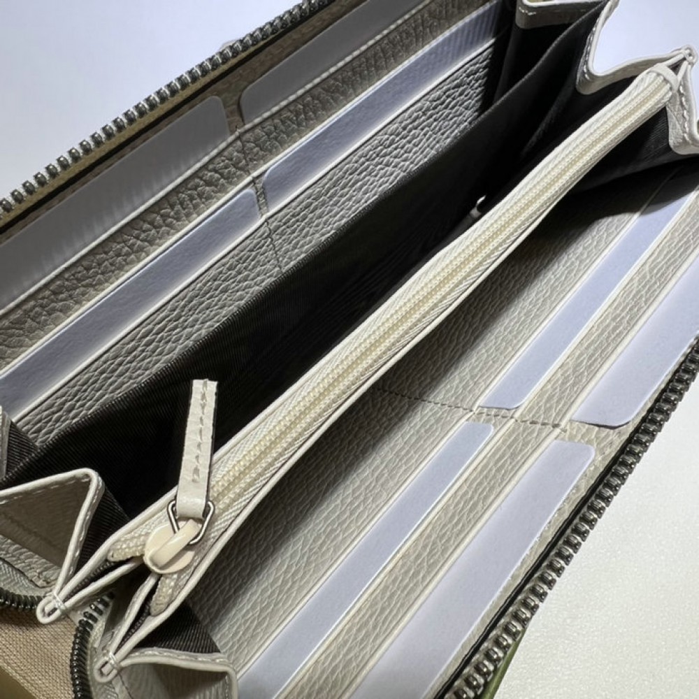 Gucci wallet 19.5x11.5cm Accesories