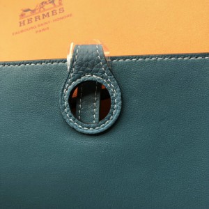 Hermes Dogon duo wallet 20.1 x H 12.5 x D 0.4 cm Accesories