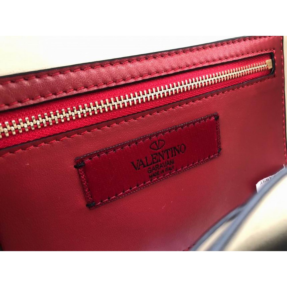 Valentino wallet on chain 23.5x14.5cm Bags