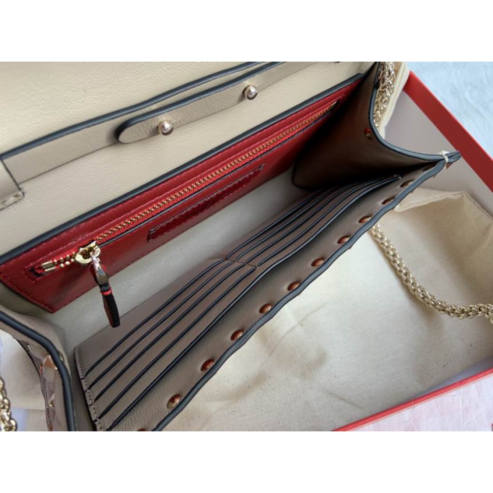 Valentino wallet on chain 23.5x14.5cm Bags