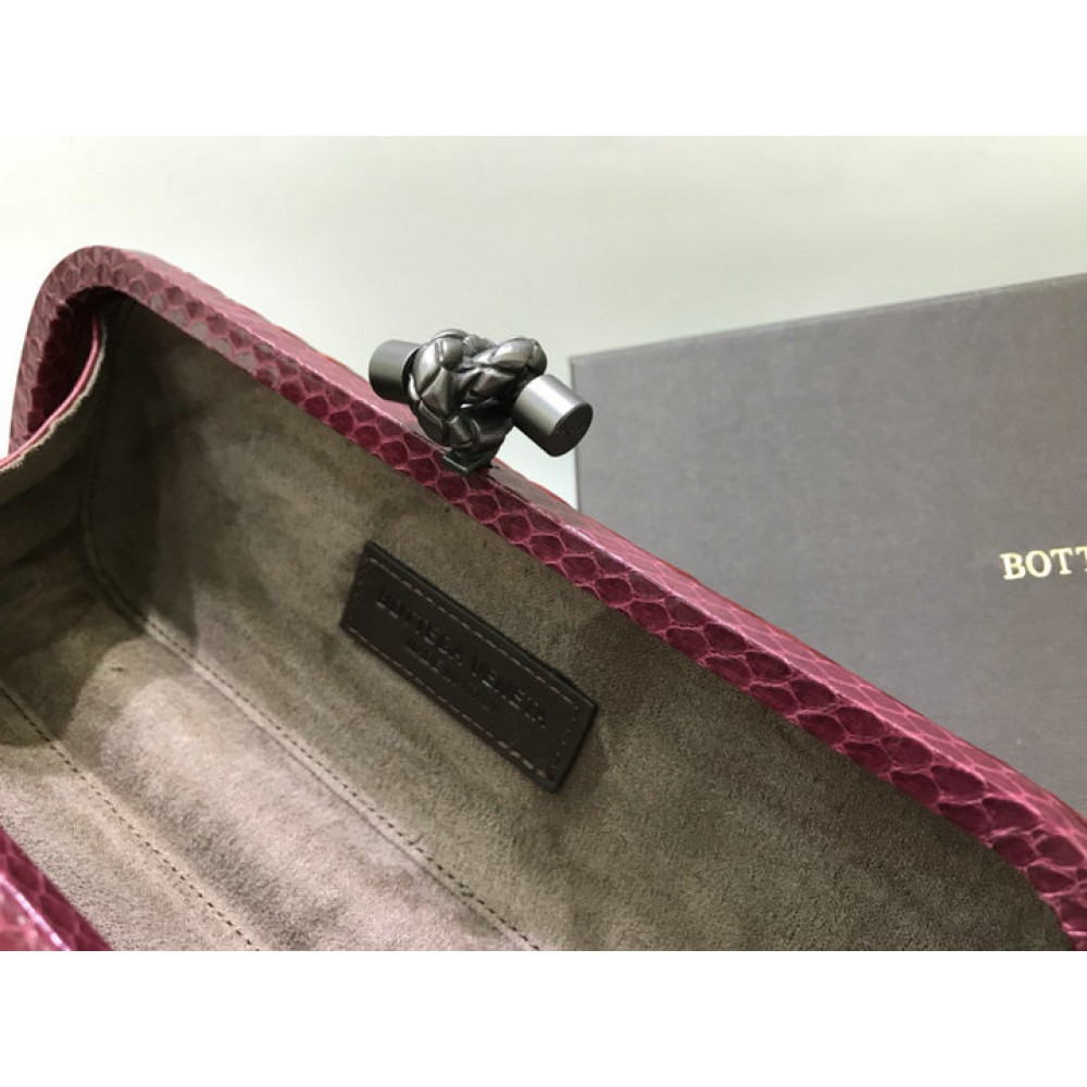 Bottega veneta stretch knot clutch 25x10cm Bags