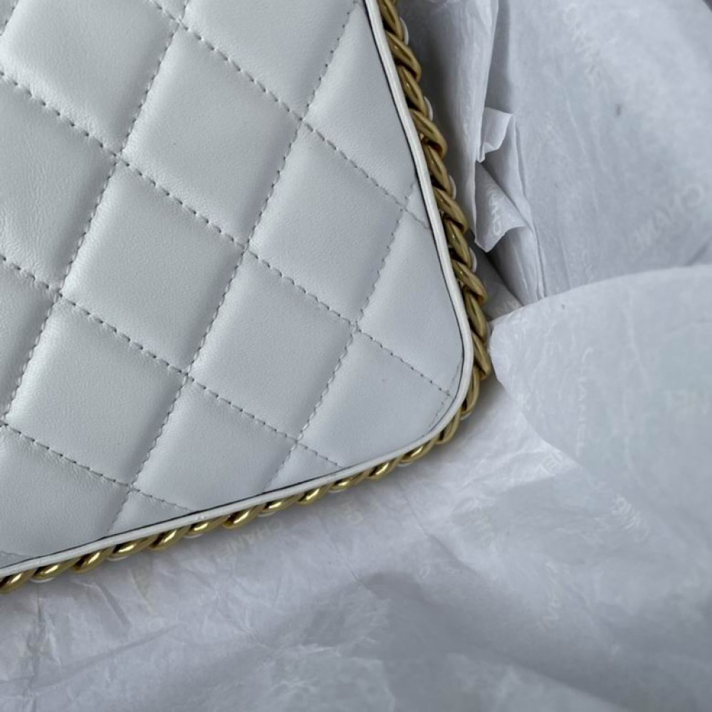 Chanel leather lampskin 21x14cm Bags