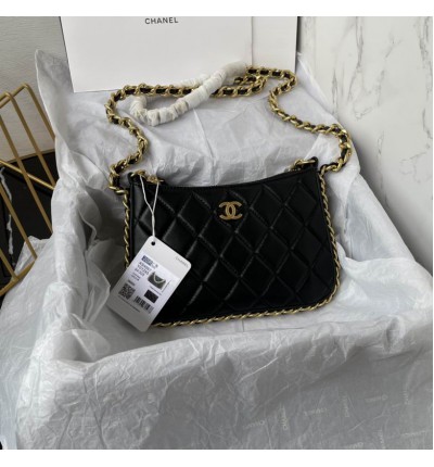 Chanel leather lampskin 21x14cm