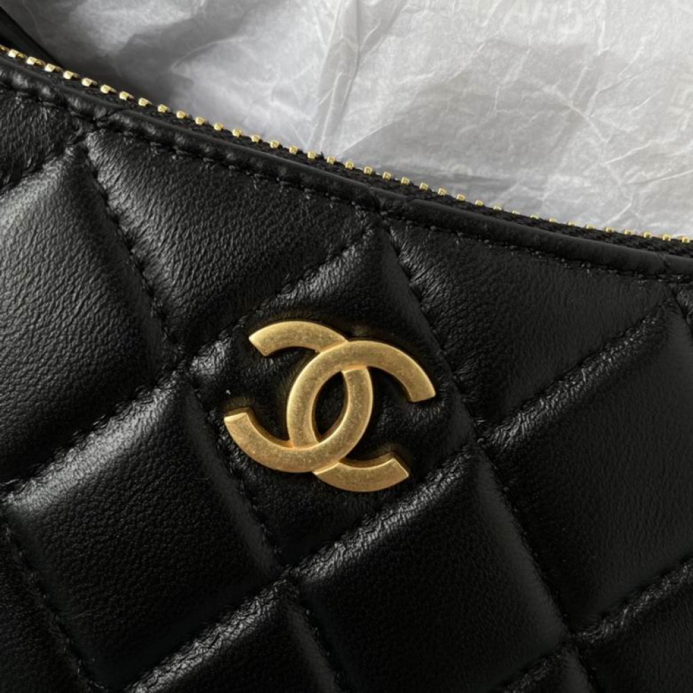Chanel leather lampskin 21x14cm Bags