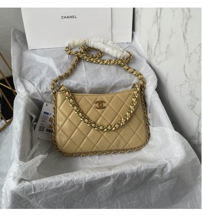Chanel leather lampskin 21x14cm