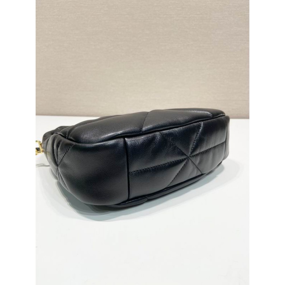 Prada hobo 21x12.5x6.5cm AP Bags