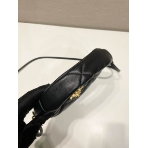 Prada hobo 21x12.5x6.5cm AP Bags