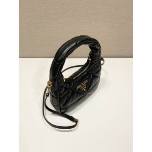 Prada hobo 21x12.5x6.5cm AP Bags