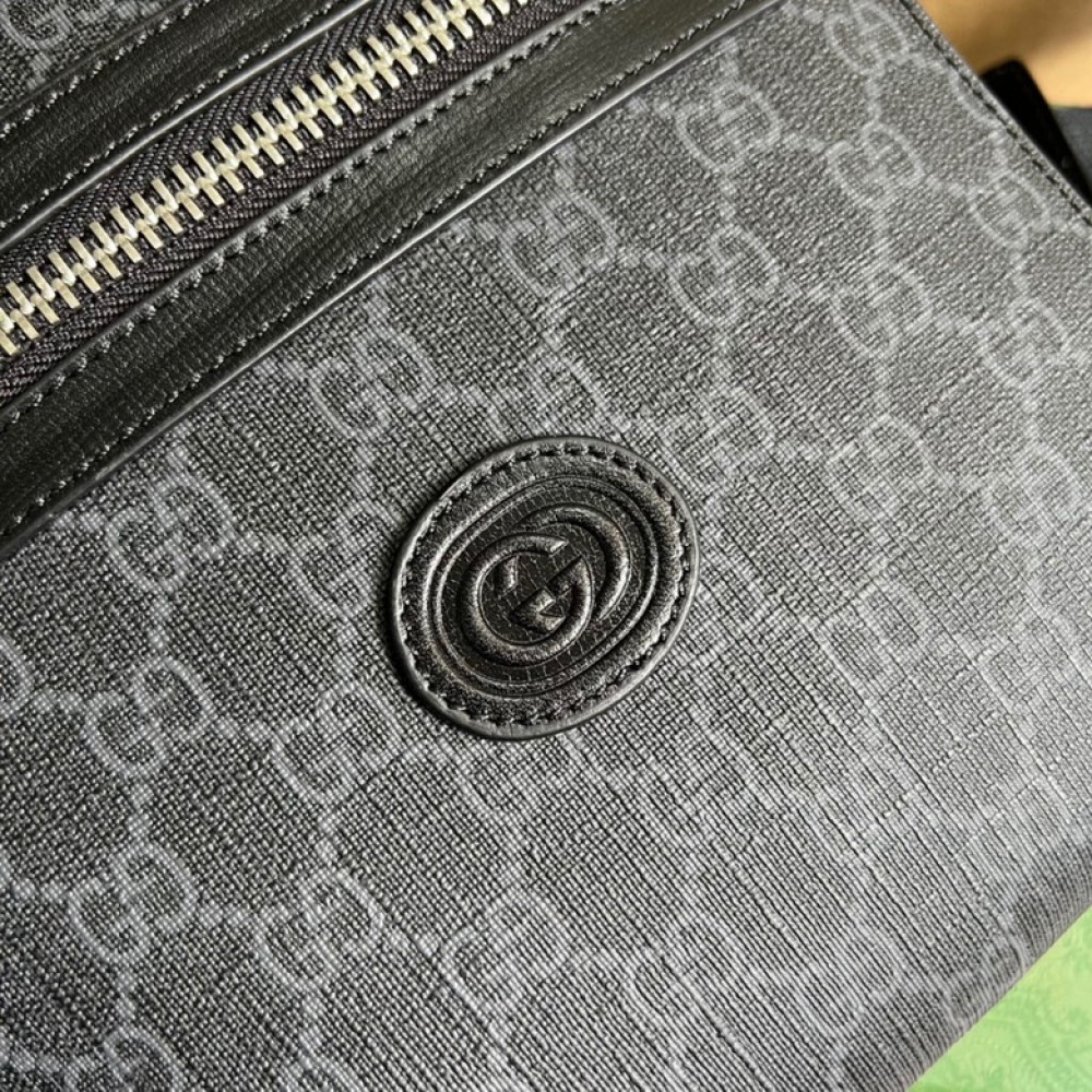 Gucci messenger bag 24x21.5cm Bags